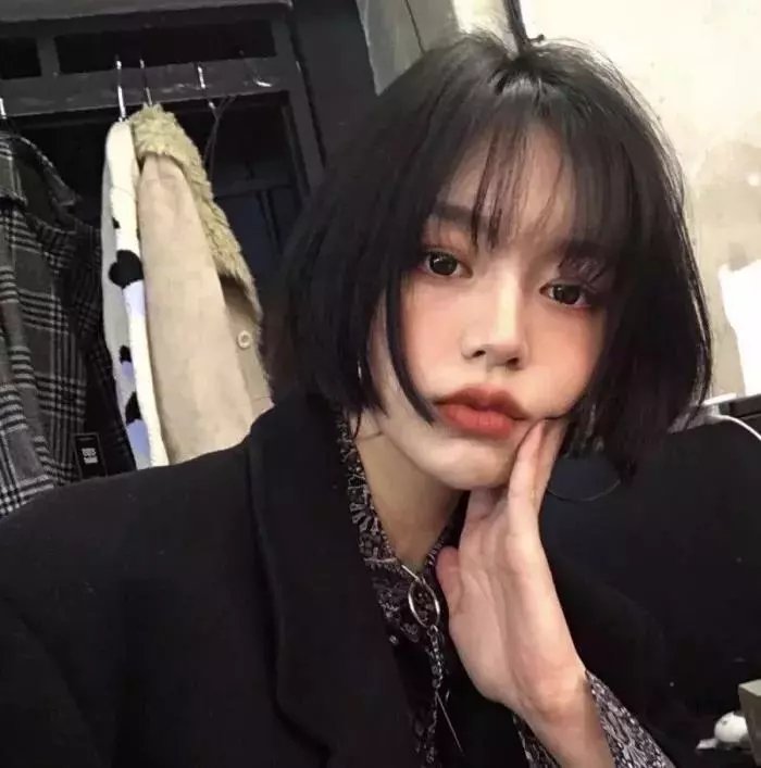 英格丽向西行